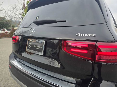 Used 2025 Mercedes-Benz GLB 250 GLB 250 image 16