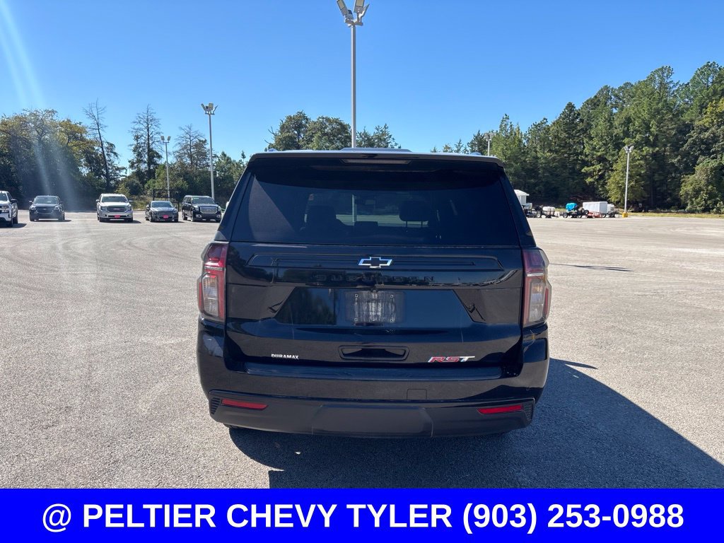 Used 2024 Chevrolet Suburban RST w/ Luxury Package AWD/4WD image 6