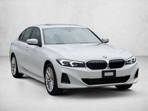 Certified 2023 BMW 330i Sedan image 3