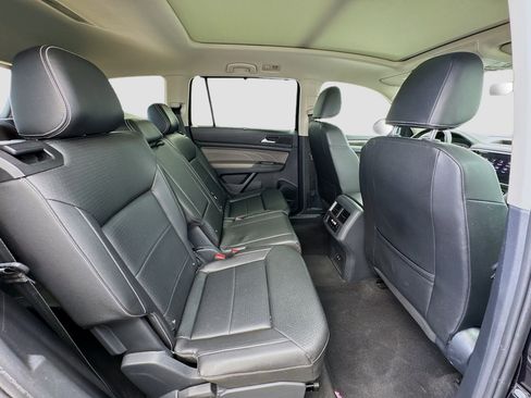 Used 2023 Volkswagen Atlas SE w/ Panoramic Sunroof Package FWD image 20