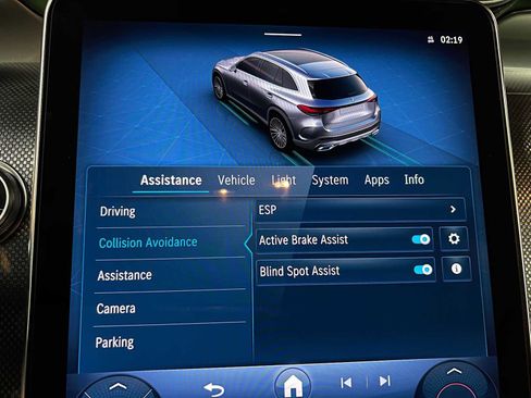 Certified 2026 Mercedes-Benz GLC 300 4MATIC image 37