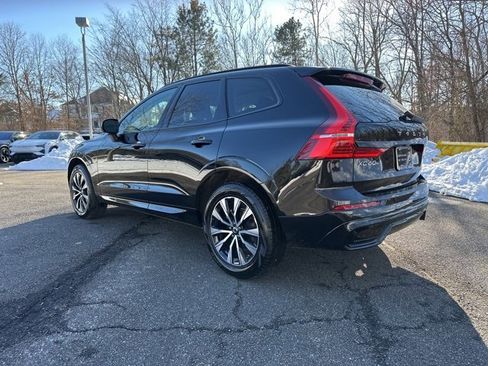 Certified 2025 Volvo XC60 B5 Core image 6