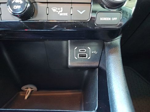 Used 2023 Jeep Compass Trailhawk image 20