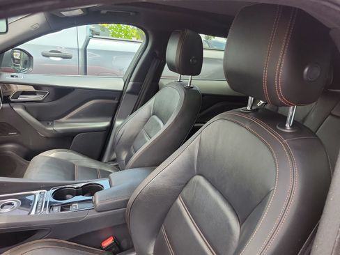 Used 2017 Jaguar F-PACE Prestige AWD/4WD image 11