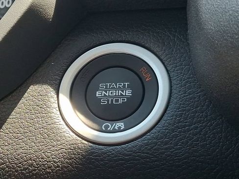 New 2026 RAM 2500 Tradesman AWD/4WD image 17