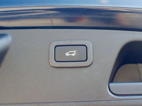 Used 2018 Jaguar E-PACE R-Dynamic S AWD/4WD image 57