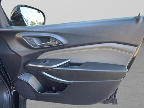 Used 2025 Chevrolet Trax ACTIV image 22