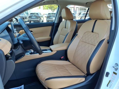 Certified 2023 Nissan Sentra SV w/ SV Premium Package image 5