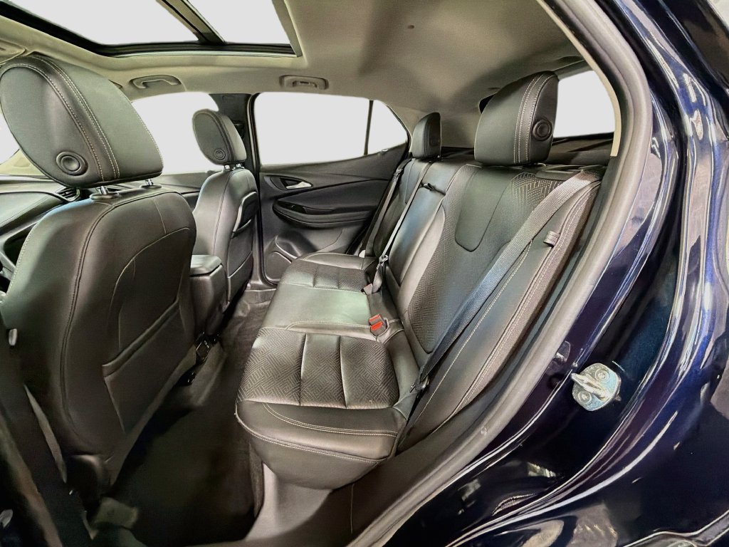 Used 2020 Buick Encore GX Essence w/ Experience Buick Package FWD image 25