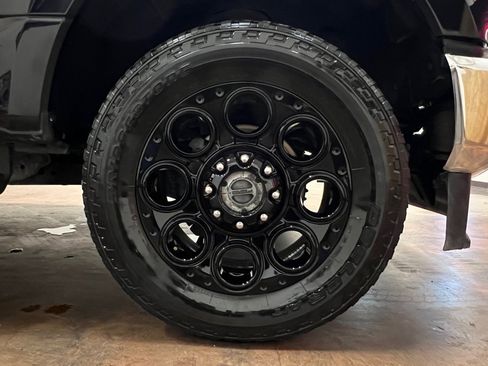 Used 2021 Ford F250 Lariat w/ Lariat Value Package image 13