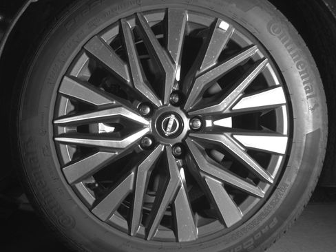 Used 2025 Nissan Altima 2.5 SV image 12