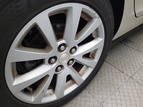 Used 2015 Chevrolet Malibu LT FWD image 31