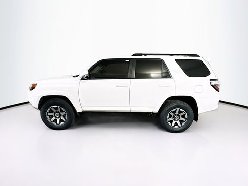 Used 2019 Toyota 4Runner TRD Off-Road Premium image 4