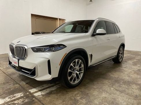 Used 2026 BMW X5 xDrive40i AWD/4WD image 1