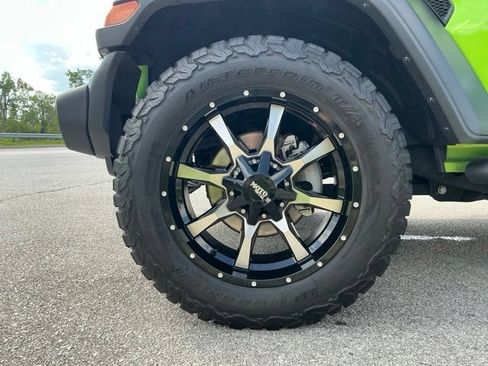 Used 2018 Jeep Wrangler Unlimited Sport S AWD/4WD image 14