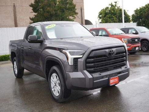 Used 2023 Toyota Tundra SR5 w/ SR5 Convenience Package AWD/4WD image 1