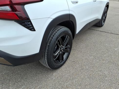 Certified 2024 Chevrolet Trax ACTIV image 6