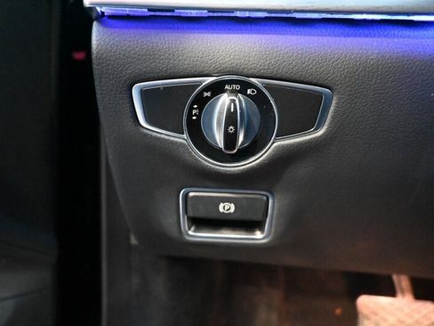 Used 2017 Mercedes-Benz S 550 S 550 image 35