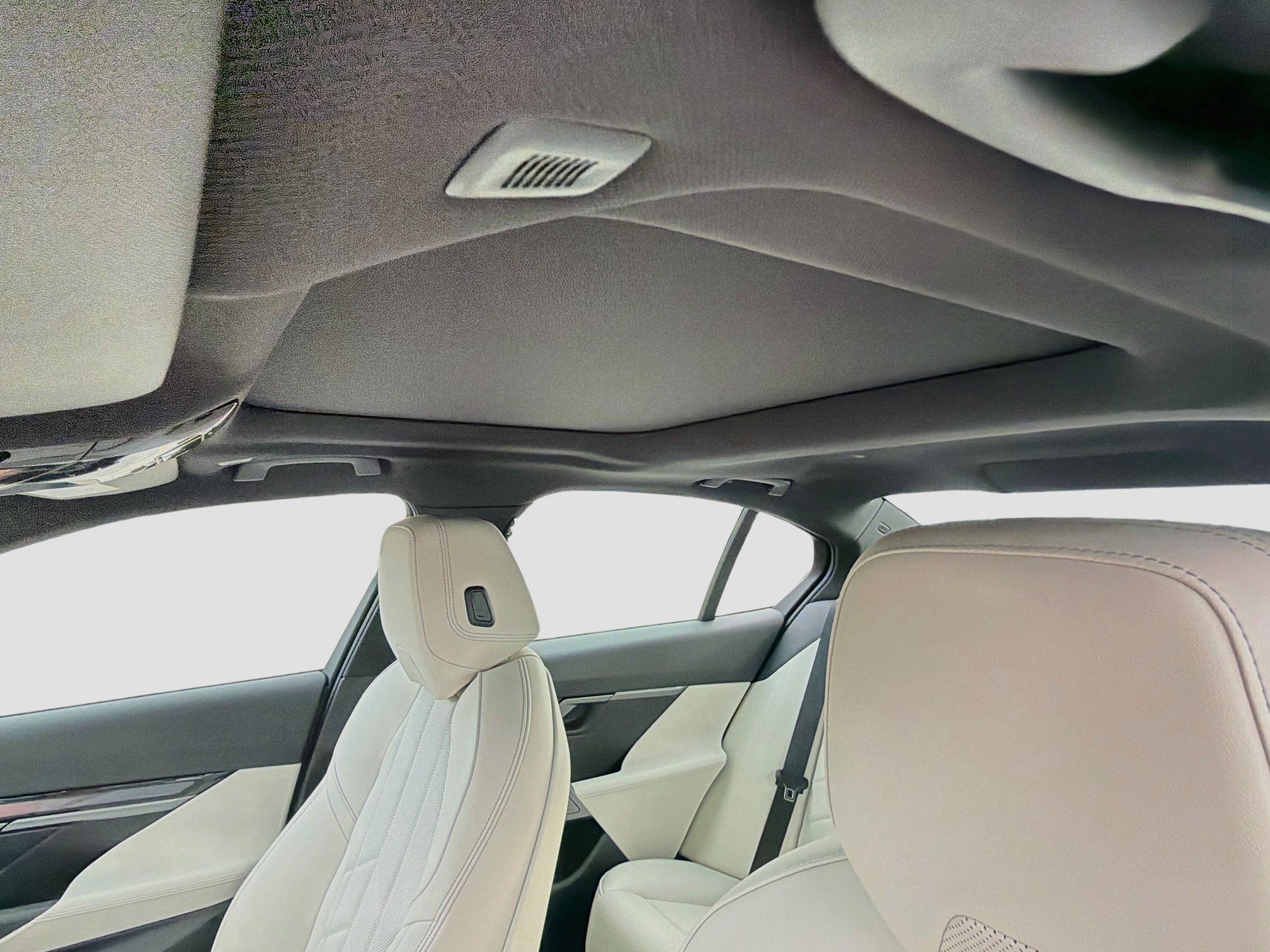New 2027 BMW 530i w/ M Sport Package RWD image 26