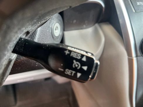 Used 2017 Toyota Camry LE FWD image 15