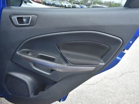 Used 2019 Ford EcoSport SE image 34