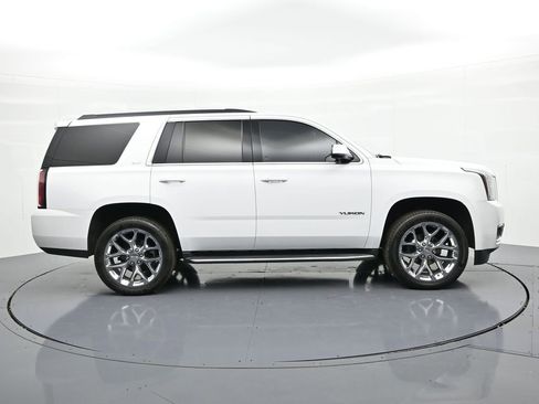 Used 2019 GMC Yukon SLT w/ HD Trailering Package AWD/4WD image 5