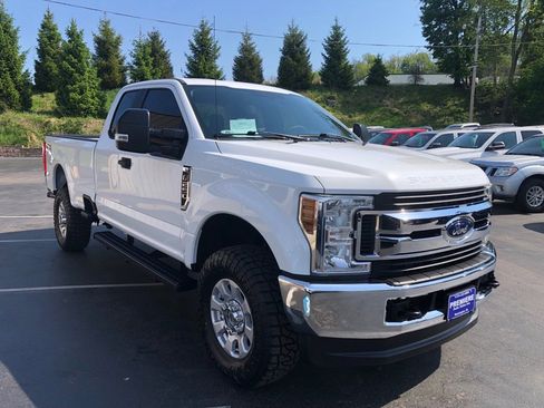 Used 2019 Ford F250 XL w/ XL Value Package AWD/4WD image 7