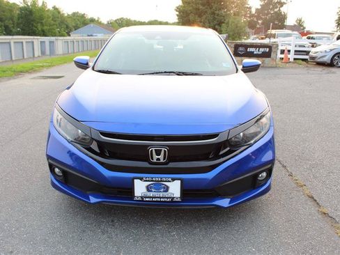 Used 2019 Honda Civic Sport image 2