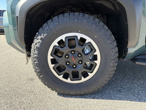 New 2026 Toyota 4Runner TRD Off-Road Premium image 13