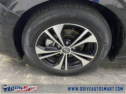 Used 2023 Nissan Sentra SV image 24