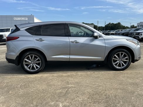 Used 2023 Acura RDX w/ Technology Package FWD image 4