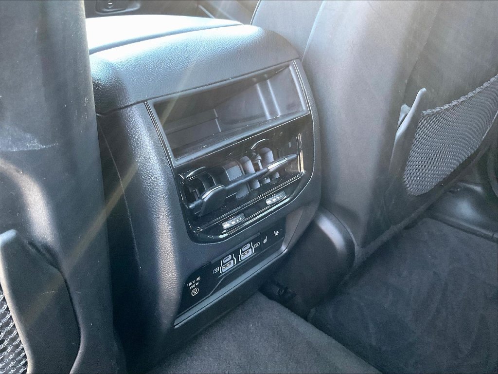 Used 2022 Jeep Grand Cherokee Limited AWD/4WD image 12