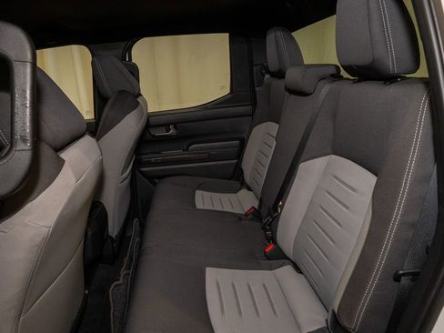 Used 2025 Toyota Tacoma TRD Off-Road image 8