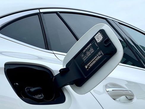 Certified 2026 Mercedes-Benz GLC 300 4MATIC image 13