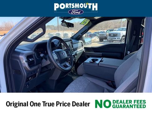 Used 2025 Ford F150 XLT w/ Equipment Group 301A Standard image 4