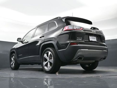 Used 2022 Jeep Cherokee Limited image 24