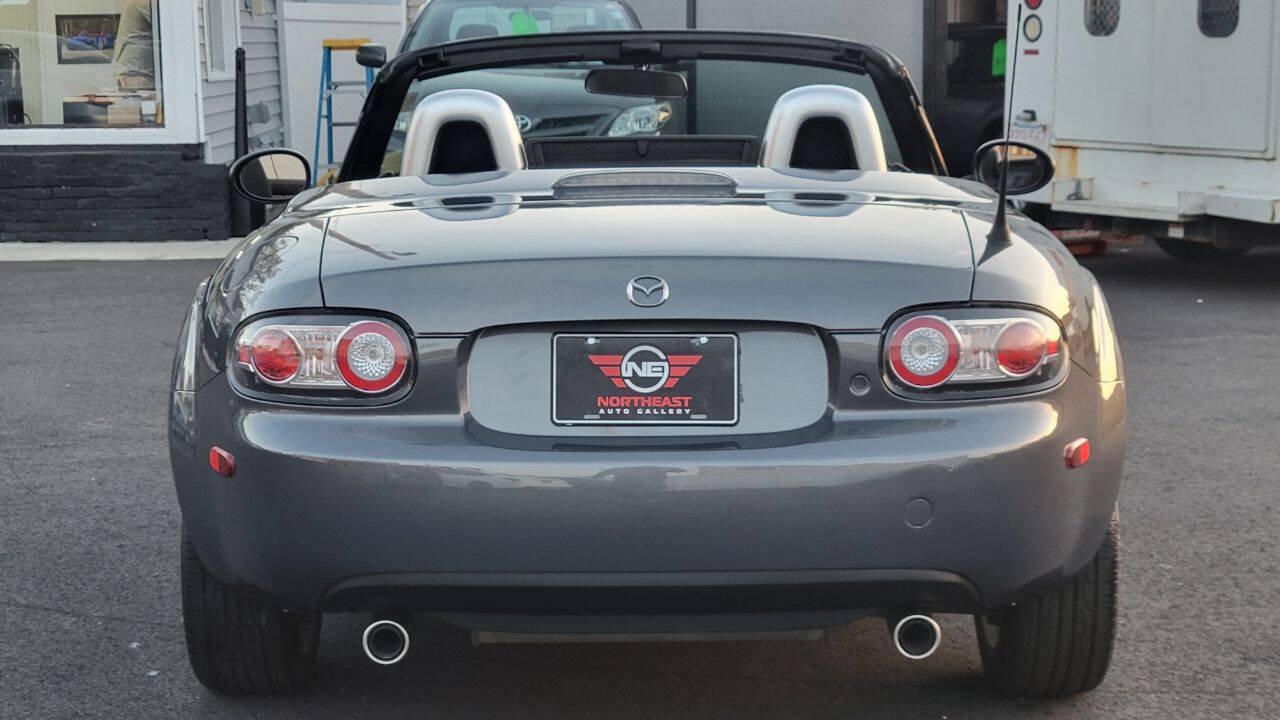 Used 2008 MAZDA MX-5 Miata Touring RWD image 13