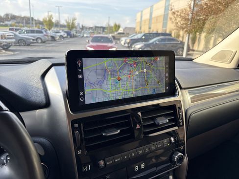 Used 2023 Lexus GX 460 Premium image 24