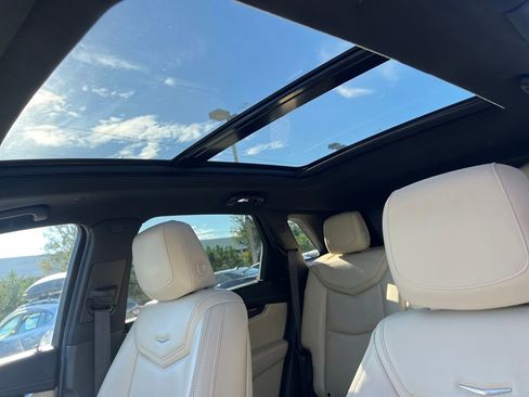 Used 2017 Cadillac XT5 Premium Luxury image 23