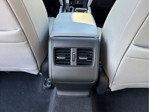 Used 2019 Honda Accord EX-L image 36