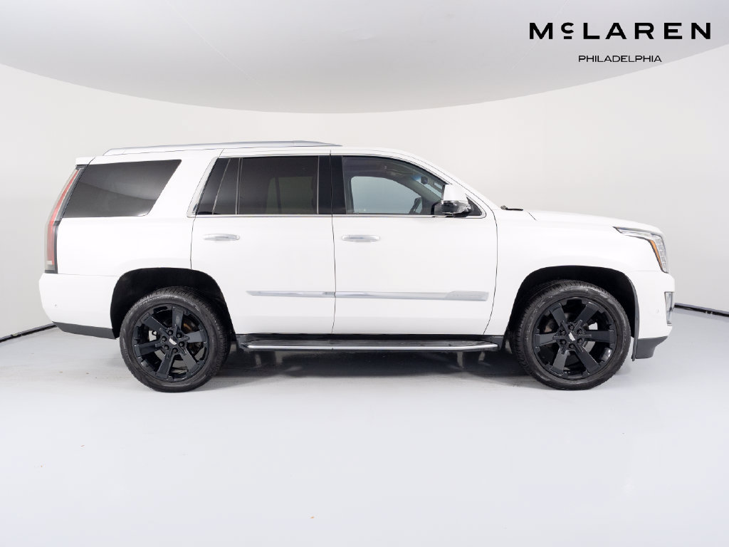 Used 2019 Cadillac Escalade Luxury AWD/4WD image 6