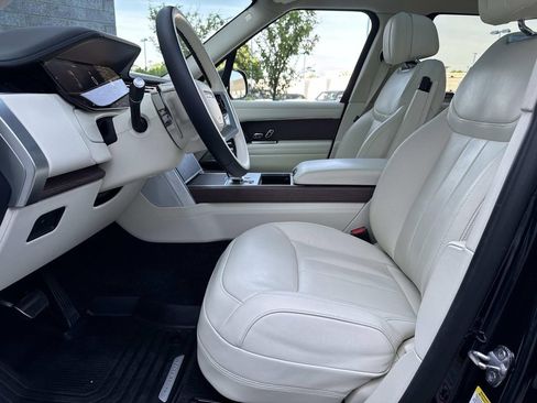 Certified 2024 Land Rover Range Rover Long Wheelbase SE AWD/4WD image 22