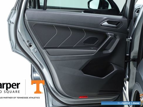 Used 2023 Volkswagen Tiguan SE image 17