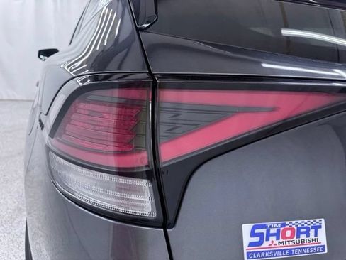 Used 2023 Kia Sportage LX FWD image 8