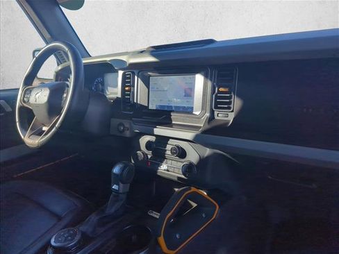 Certified 2022 Ford Bronco Badlands image 20