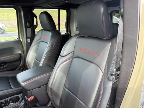 Used 2026 Jeep Wrangler Unlimited Rubicon AWD/4WD image 21