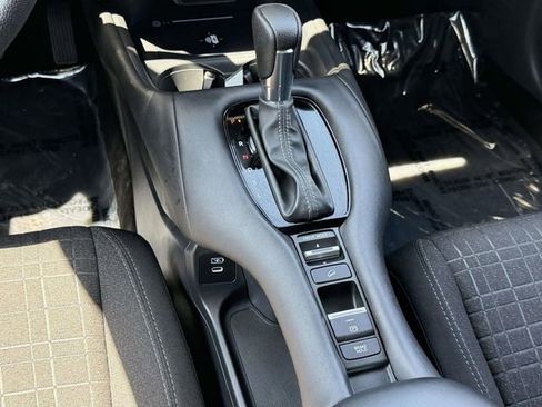 Used 2026 Honda HR-V LX image 16