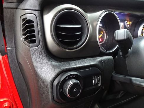 Used 2023 Jeep Wrangler Unlimited Sport AWD/4WD image 18
