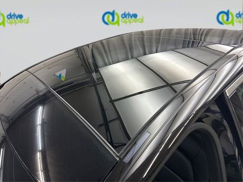 Used 2016 Mercedes-Benz C 300 4MATIC Sedan image 13