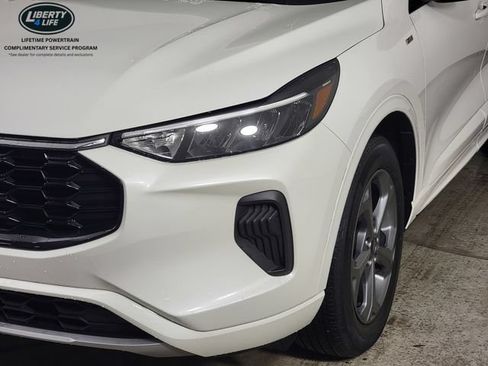 Certified 2023 Ford Escape ST-Line w/ Tech Pack #1 AWD/4WD image 10